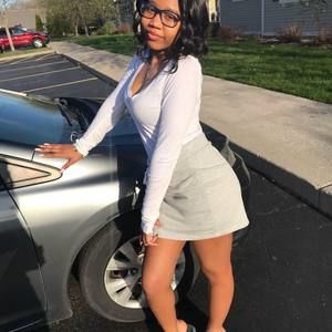 Meet your Posher, Shadia